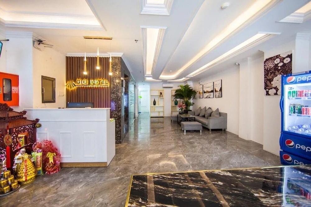 The Passion Hotel Airport - 5 minutes to Tan Son Nhat 3/50