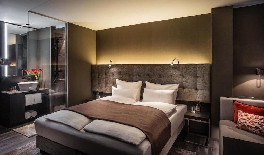 SAKS Urban Design Hotel Frankfurt 15/50