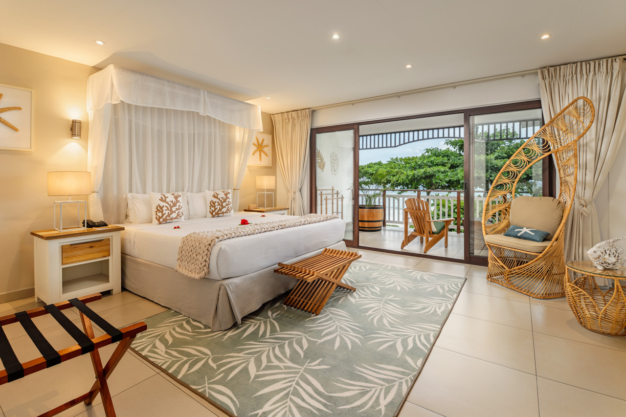 Acajou Beach Resort 24/76