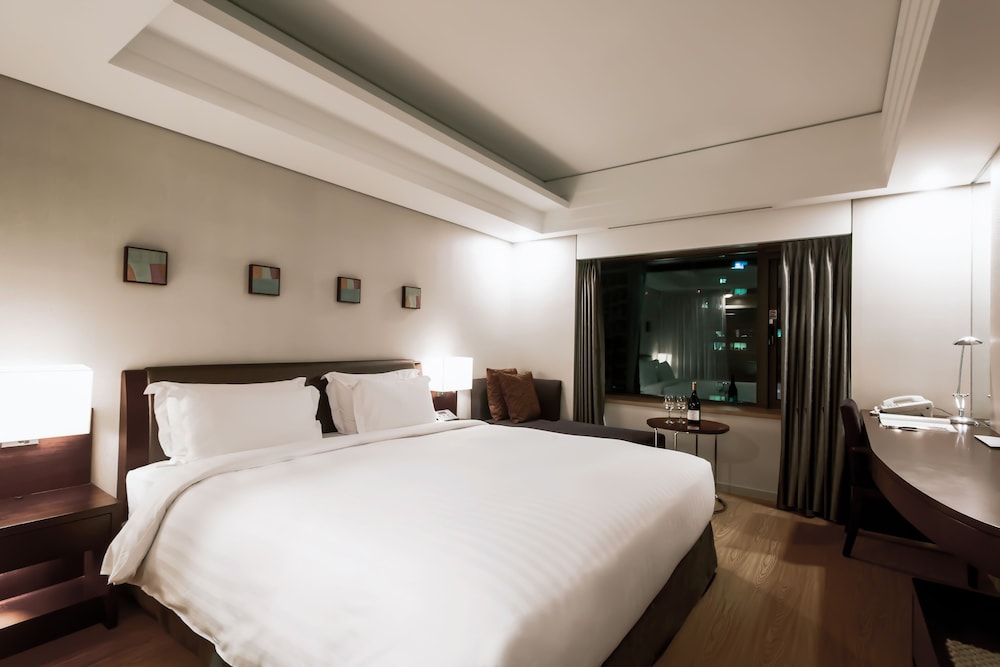 Seoul Garden Hotel 12/40