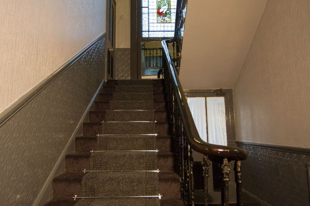 The Carlton Hotel 29/56