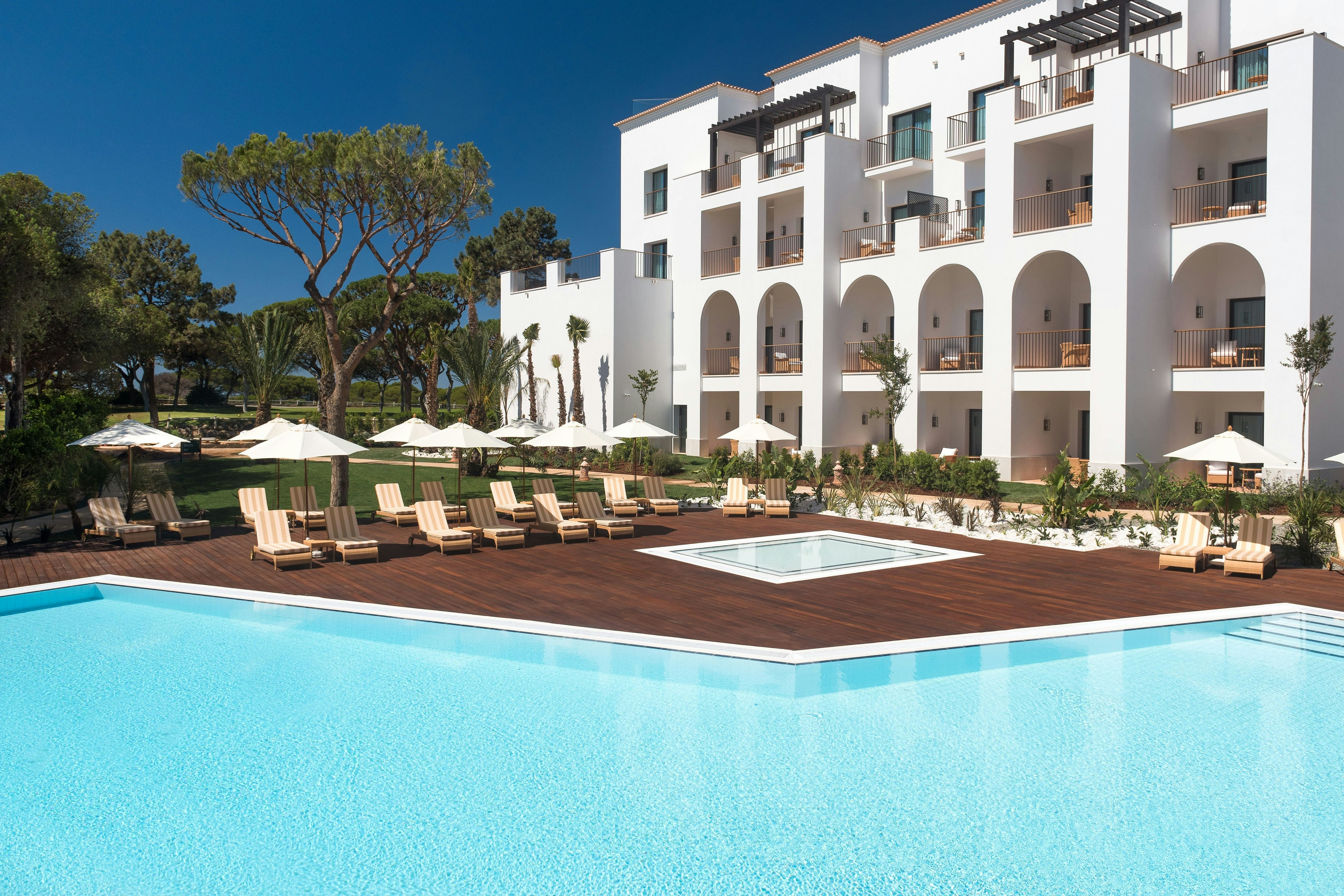 Pine Cliffs Ocean Suites, a Luxury Collection Resort & Spa 3/50