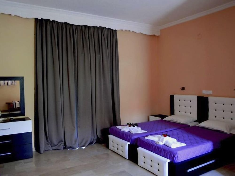 Terezas Hotel 14/50