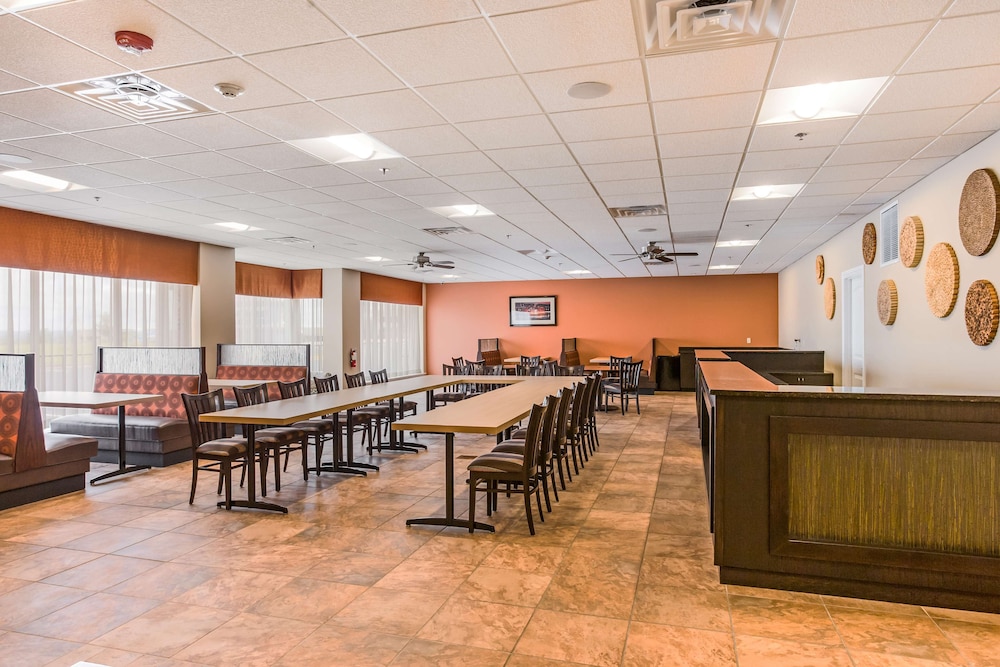 Red Lion Inn & Suites Branson 28/36