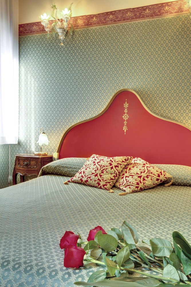 Locanda Antico Fiore 33/36