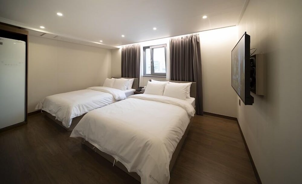 Centro Tourist Hotel 13/50