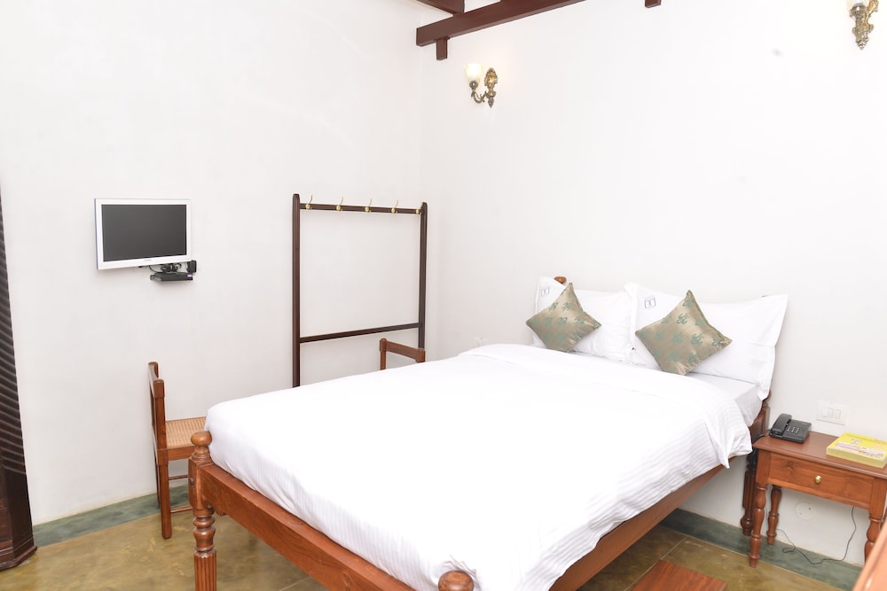 Fabhotel Esparan Heritage Pondicherry 7/26