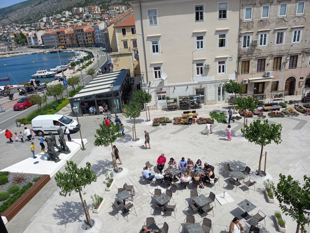Bura 45 Boutique Hotel 8/58