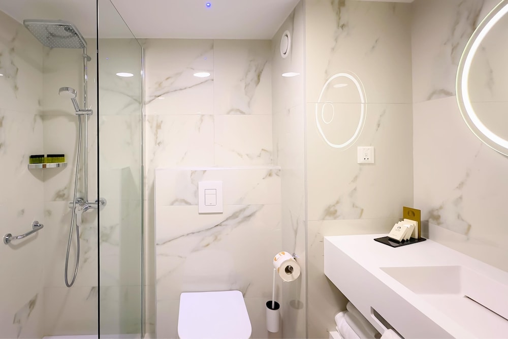 Superior, Twin Beds, Sea View, Cavo Maris Beach Hotel 8/8
