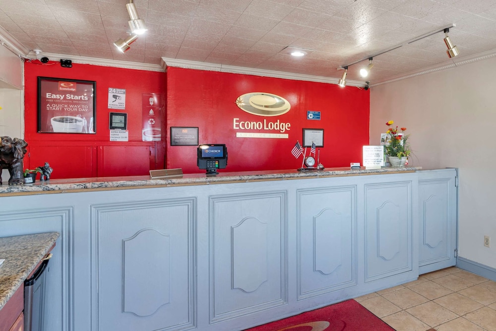 Econo Lodge Fallon Naval Air Station Area 7/30