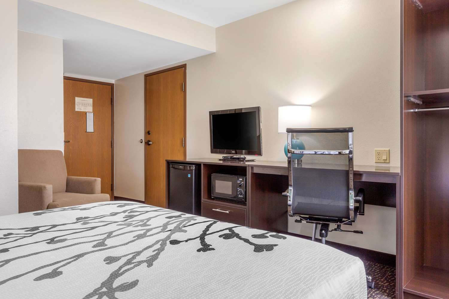 Sleep Inn & Suites Johnson City 14/31