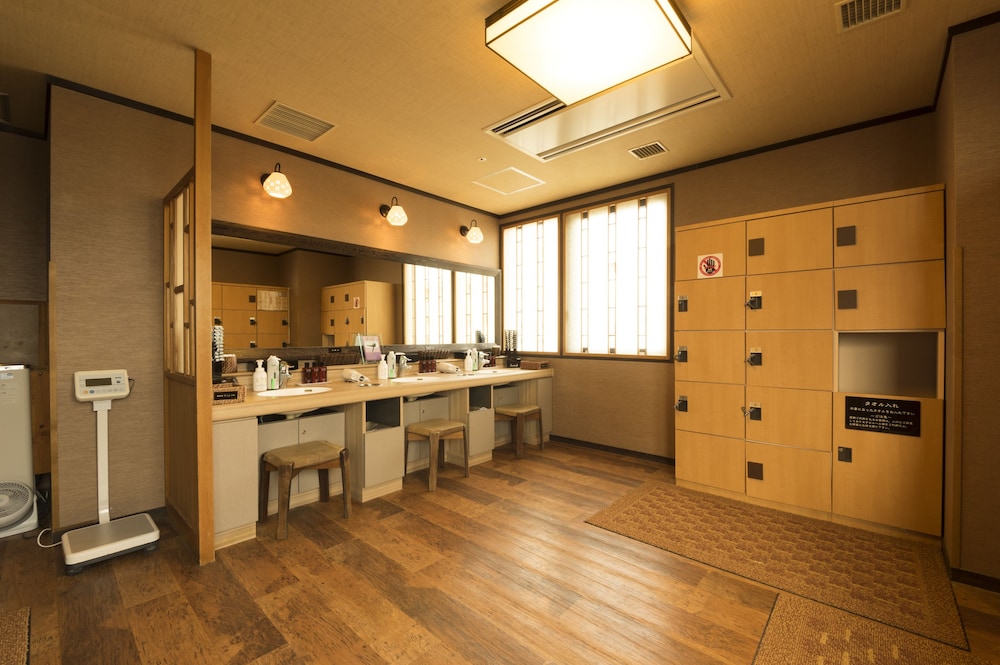 Dormy Inn Himeji 8/35