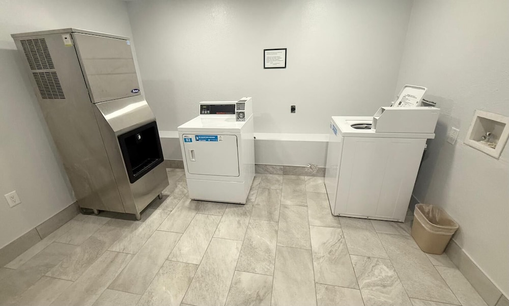Quality Inn Ponca City 50/50
