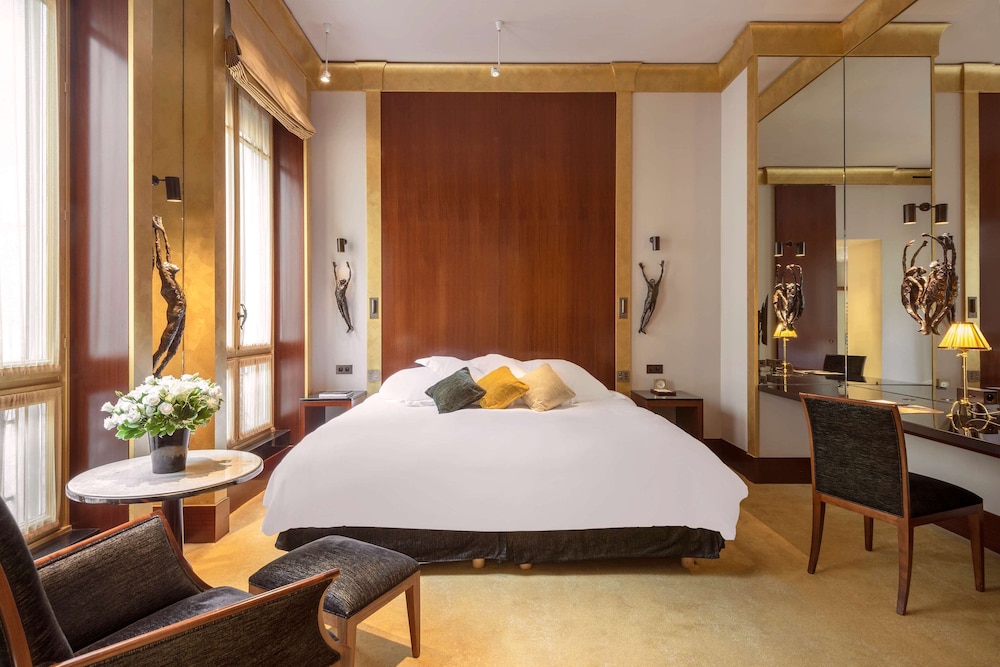 PARK HYATT PARIS VENDOME 30/71