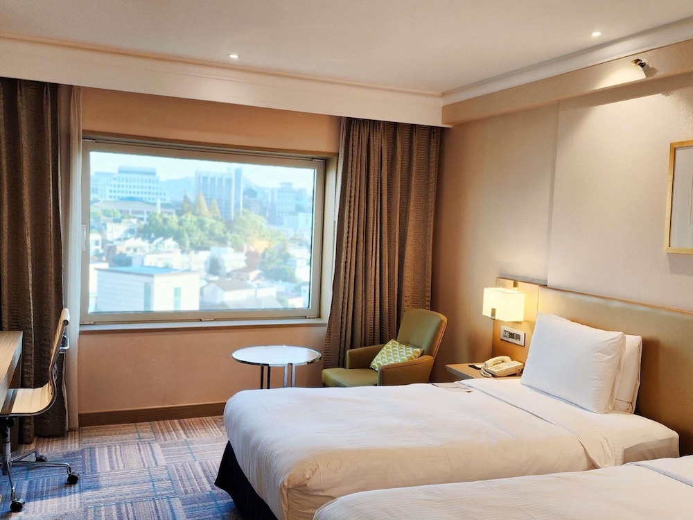 SUPERIOR, TWIN BEDS