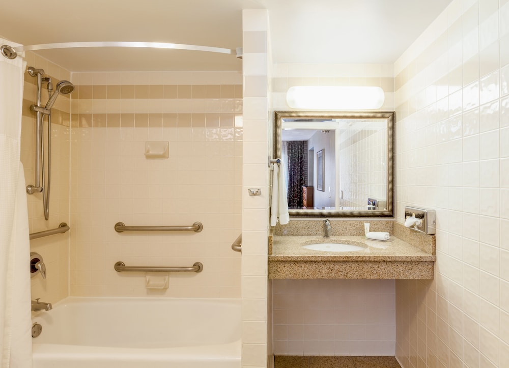 Staybridge Suites San Antonio-Airport 18/56