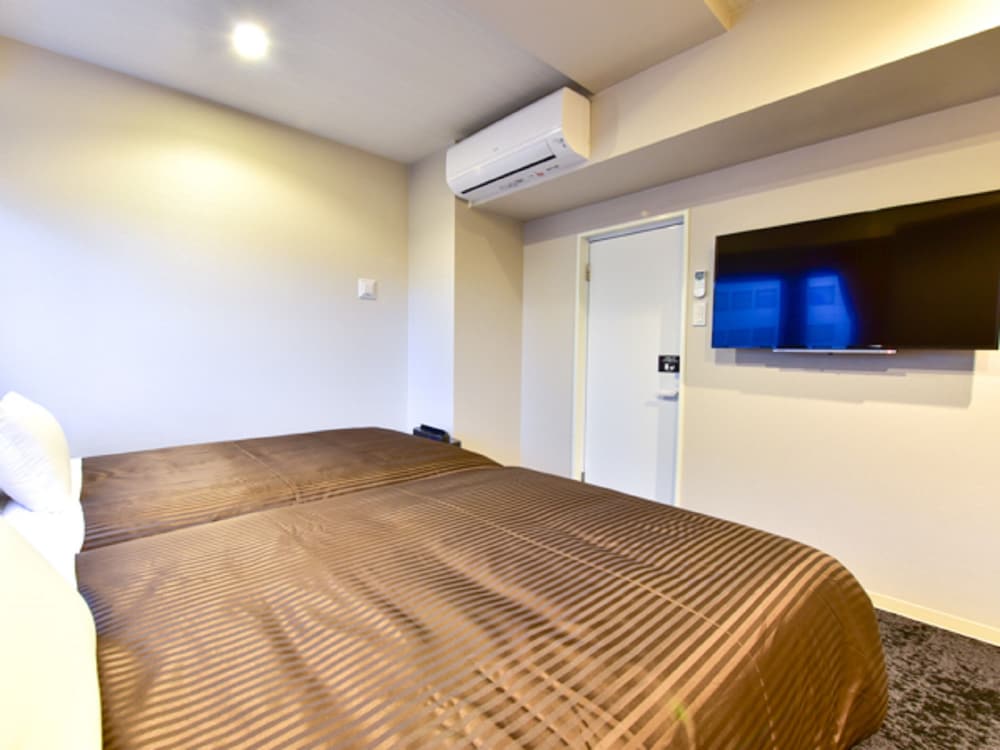 Hotel Livemax Fukuoka Tenjin West 17/25