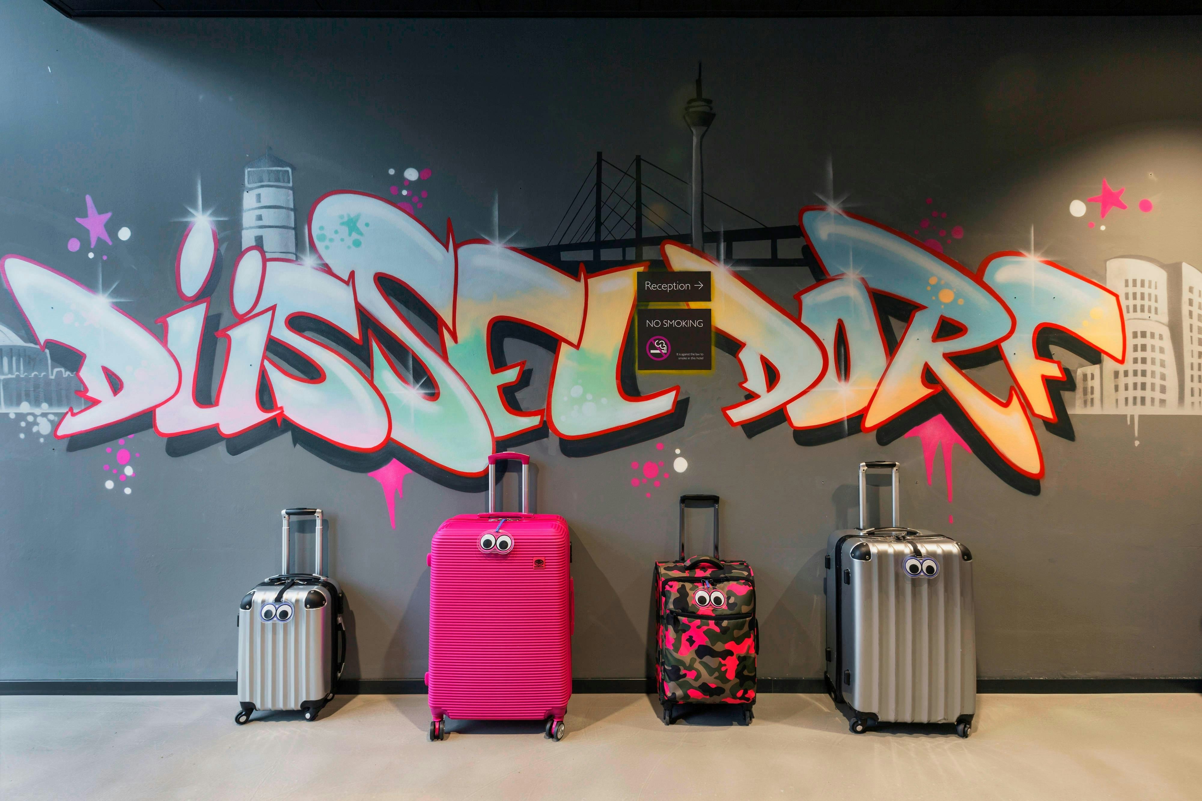 MOXY DUESSELDORF SOUTH 51/52