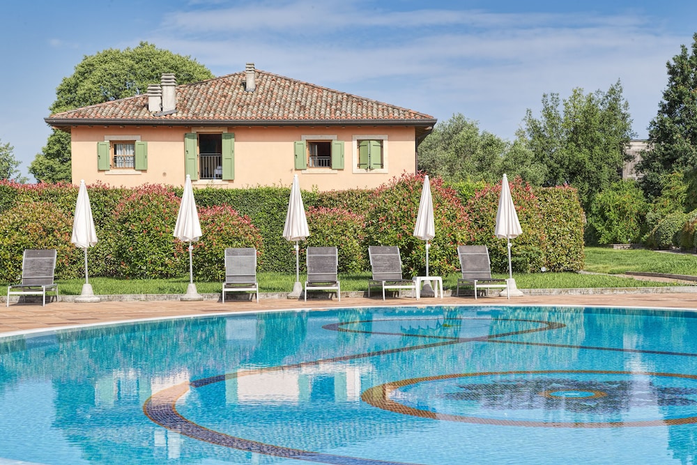 Active Hotel Paradiso in CASTELNUOVO DEL GARDA