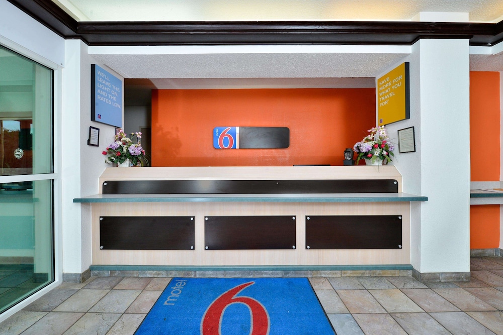 Motel6 McKinney, TX - North 7/34