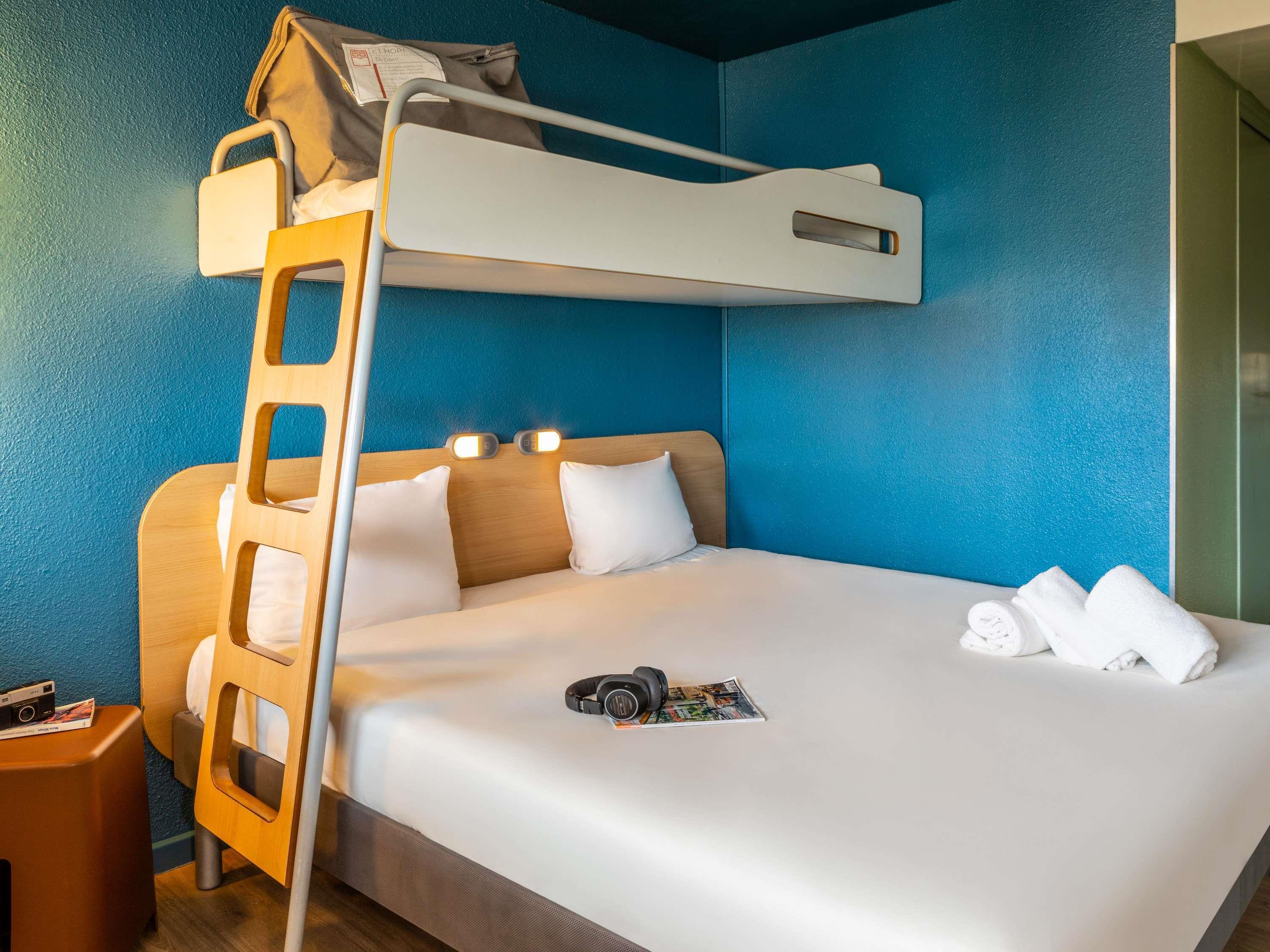 ROOM, TRIPLE, DOUBLE AND BUNK BED