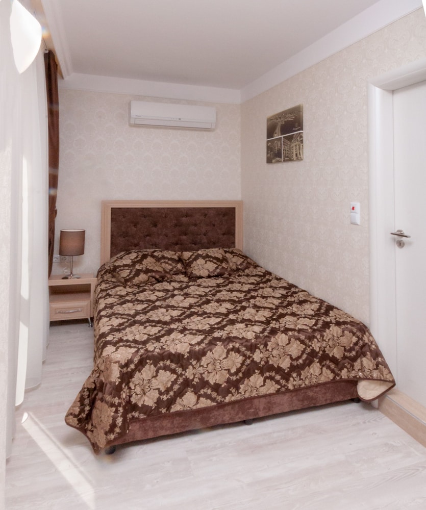 Harmony Suites 11, 12 Grand Resort 15/50