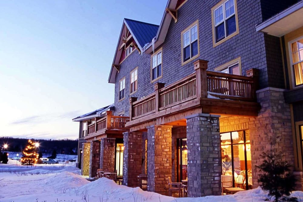 Calabogie Peaks Hotel, Ascend Hotel Member 3/50
