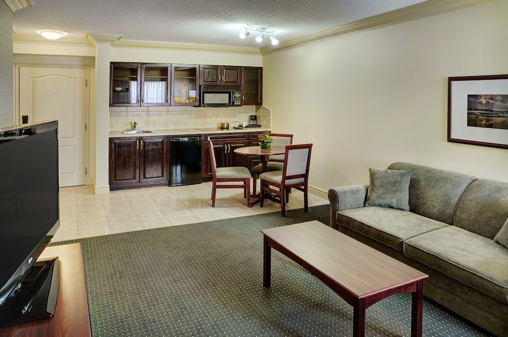 Chateau Nova Kingsway 13/33