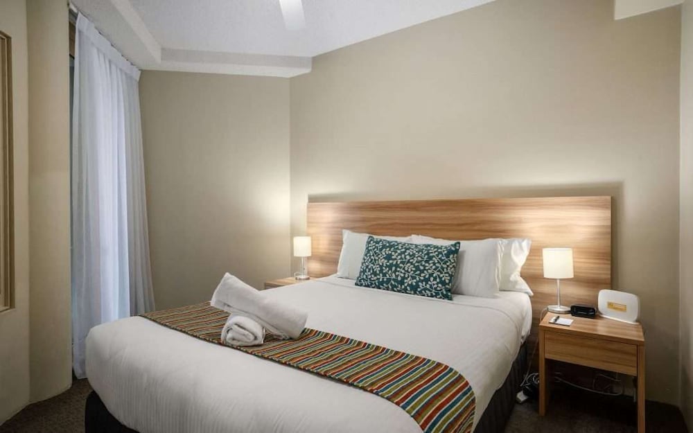 1 BEDROOM, APARTMENT