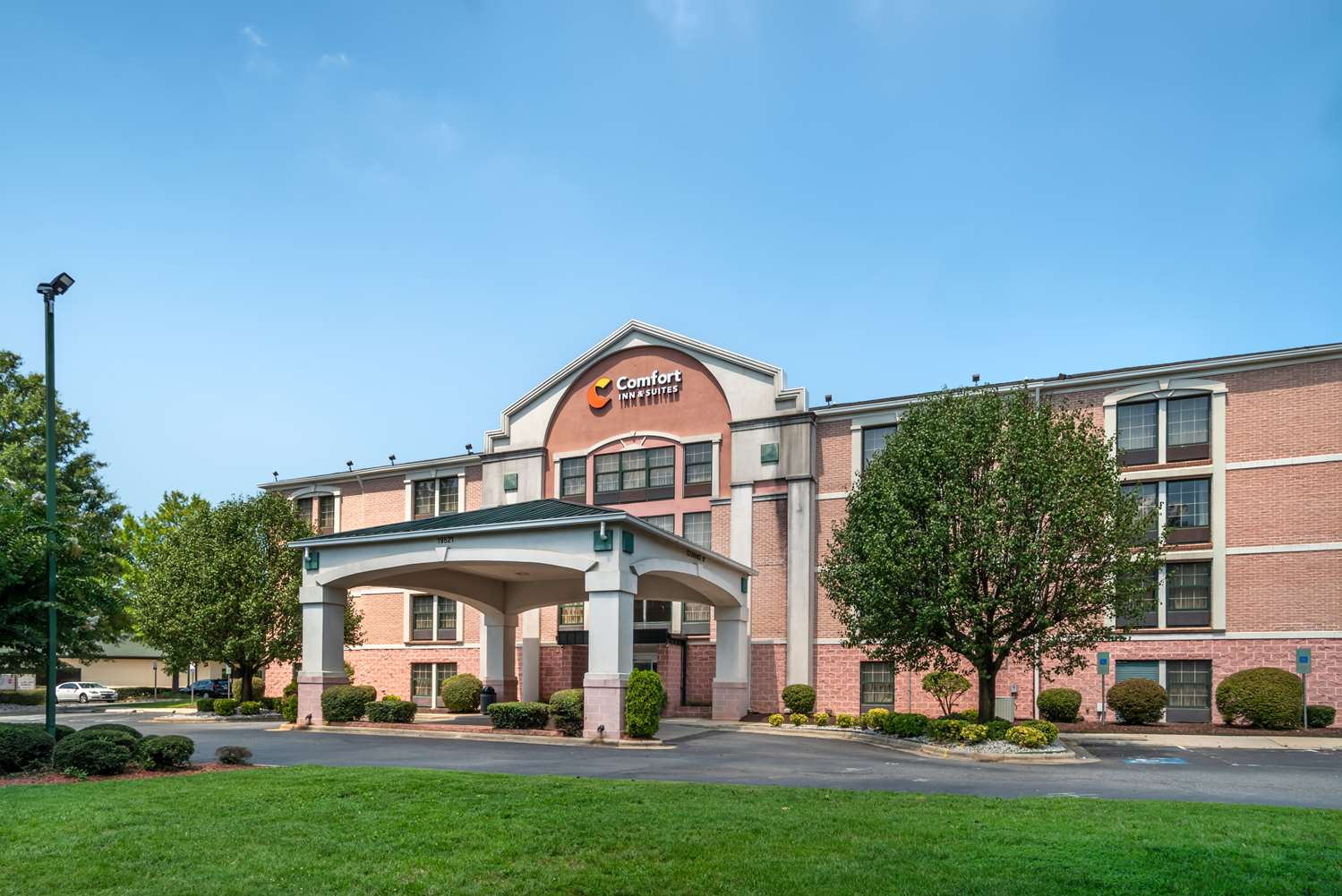 Comfort Inn & Suites Cornelius Lake Norman NC 5/47