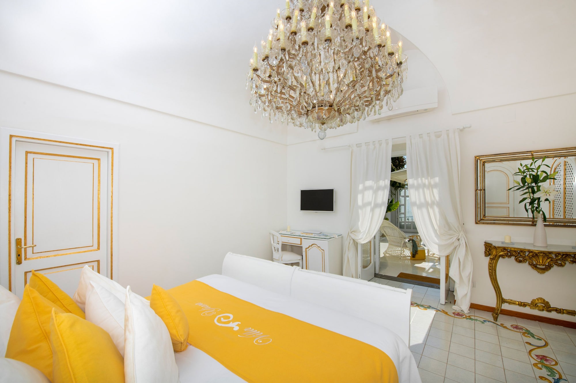 ROMANTIC, KING BED, SEA VIEW