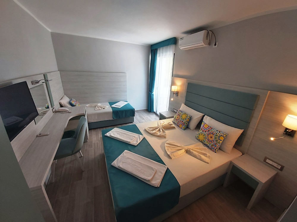 Pearl Beach Resort 20/62