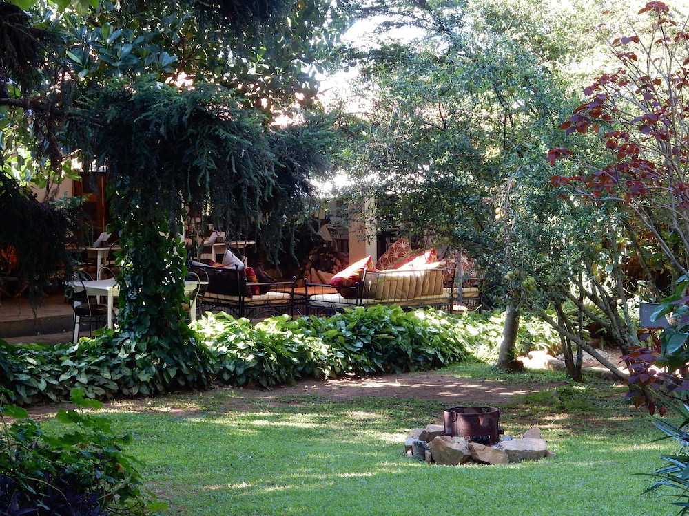 Gately Inn 37/40