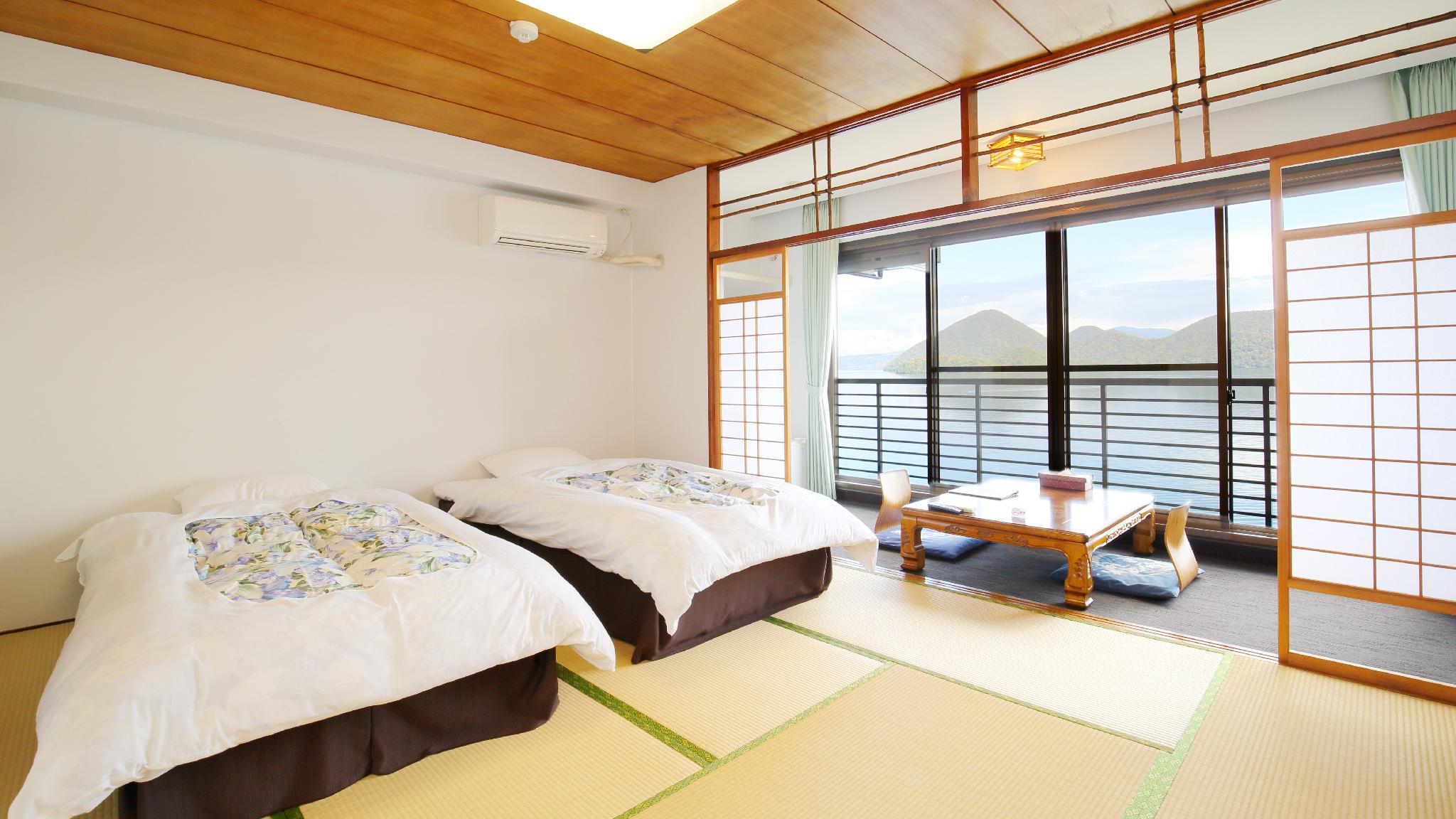 Japanese, Lake View, Tatami