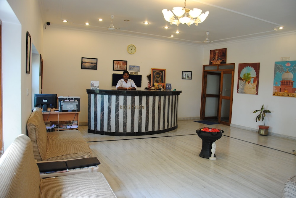 Hotel Isabel Palace 9/37