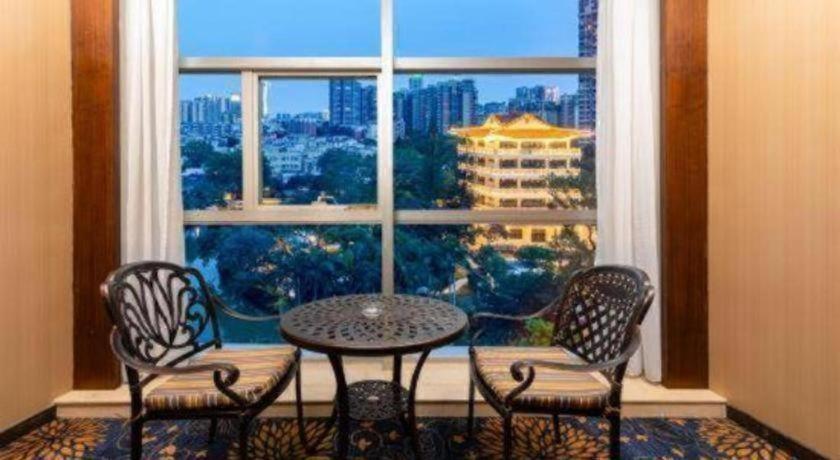Huiquan Hotel 32/46