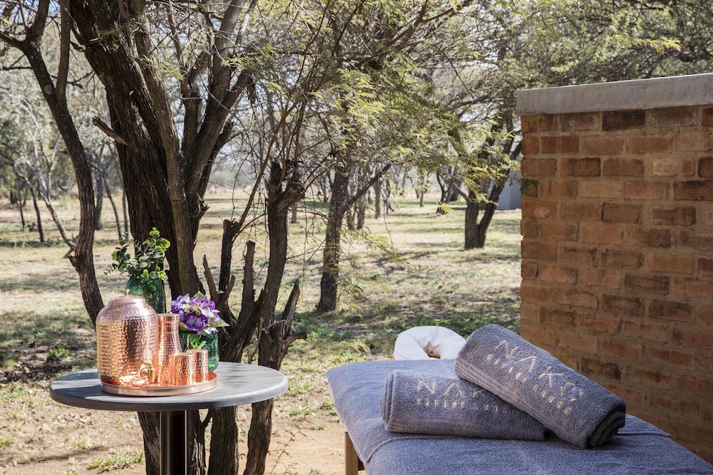 NAKO Safari Lodge 16/40