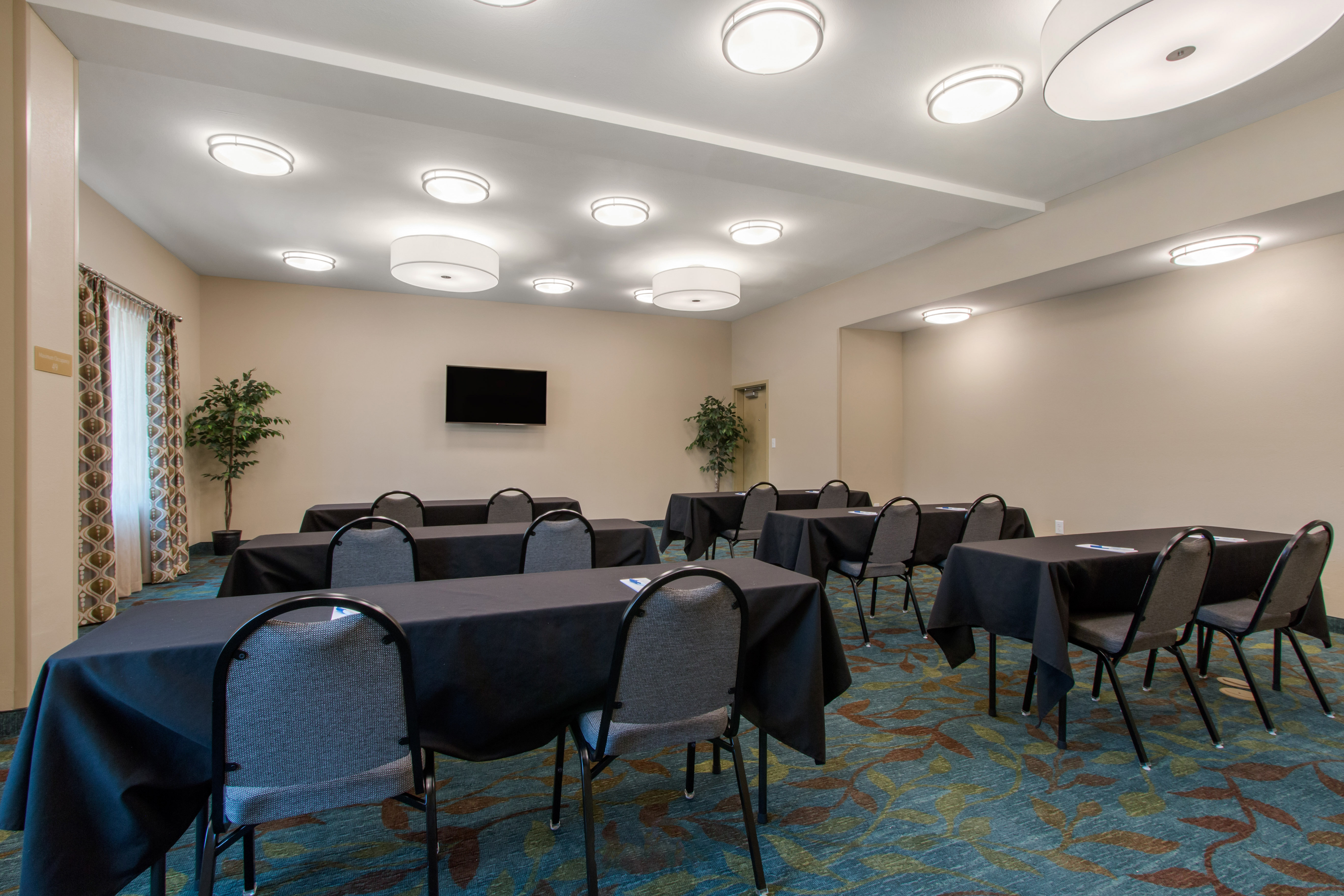 CANDLEWOOD SUITES SAN ANTONIO LACKLAND AFB AREA 37/43
