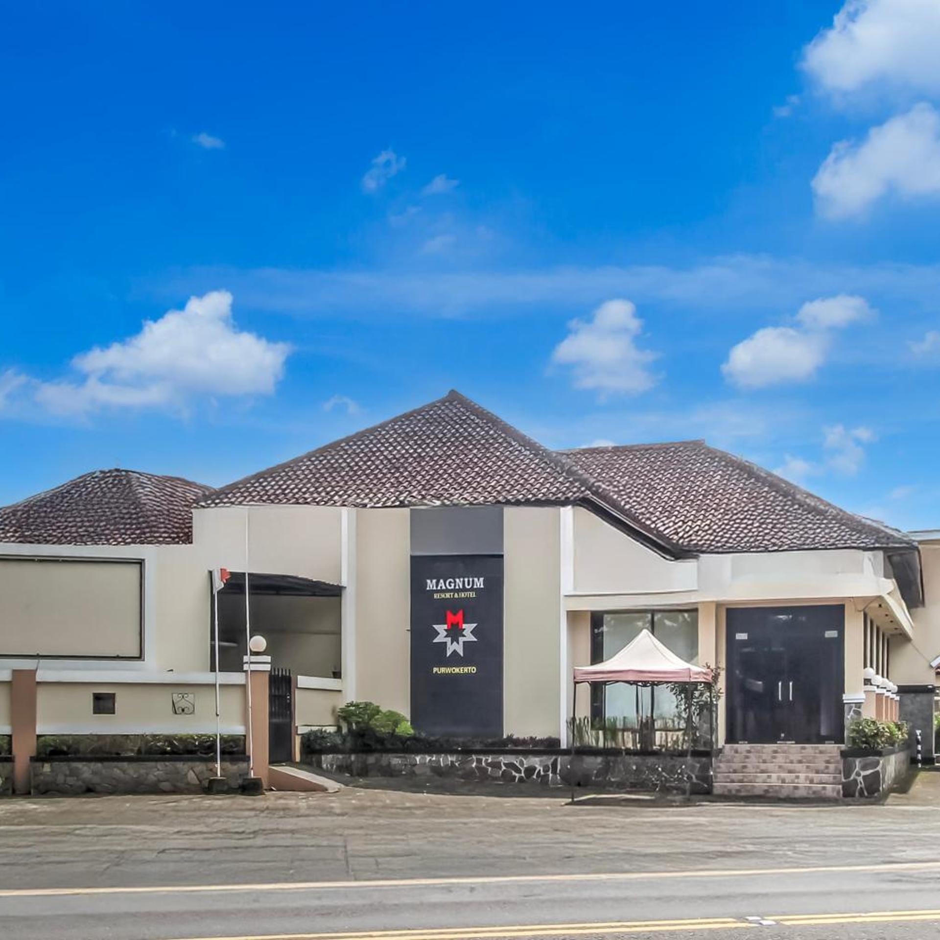 Townhouse Oak near Sokaraja Purwokerto formely Magnum Hotel & Resort in Sukaradja