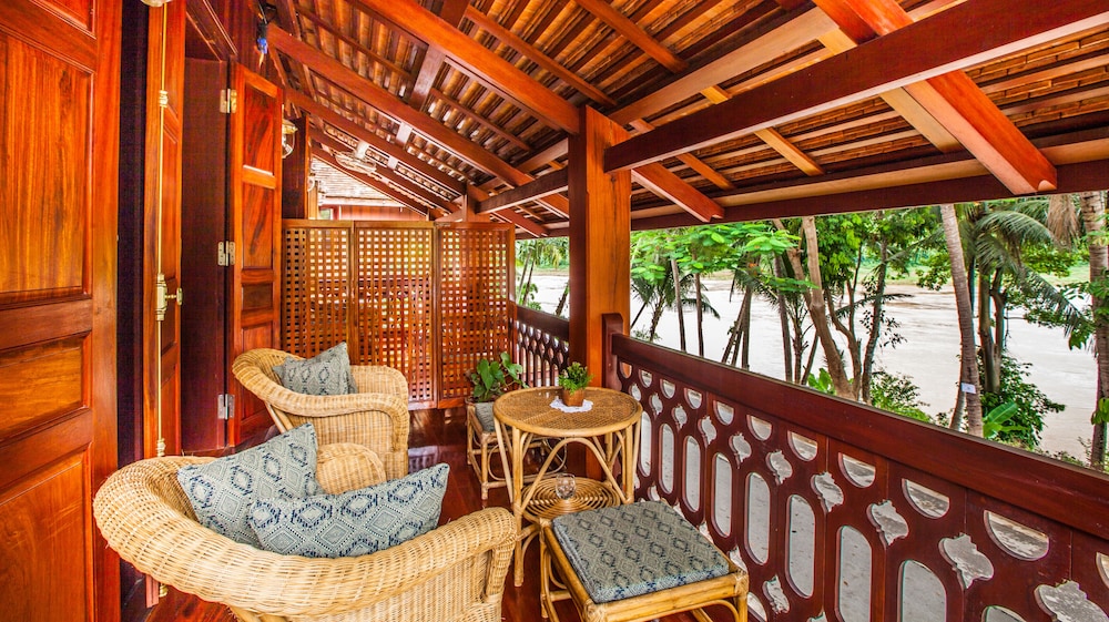Mekong Riverview Hotel 30/50
