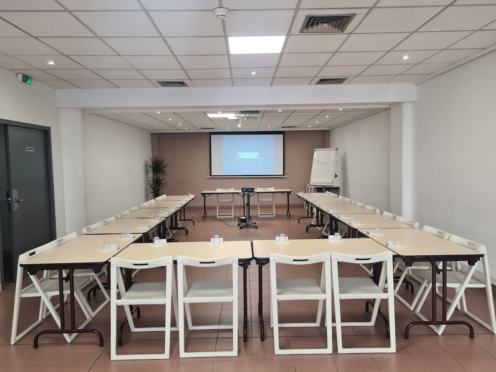 Ibis Budget Toulon Centre 58/67