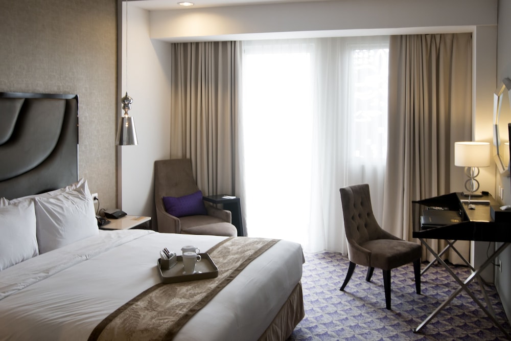 Nemuru Grand Bellevue Radio Dalam 13/39