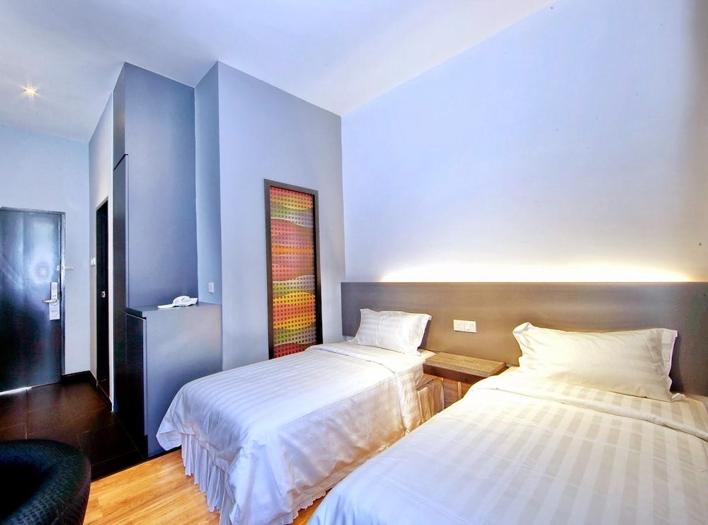 My Dream Hotel 7/33