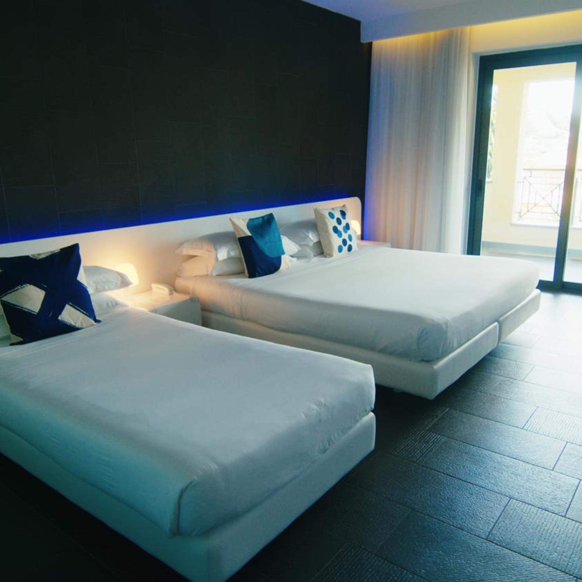 Room, Triple, Balcony