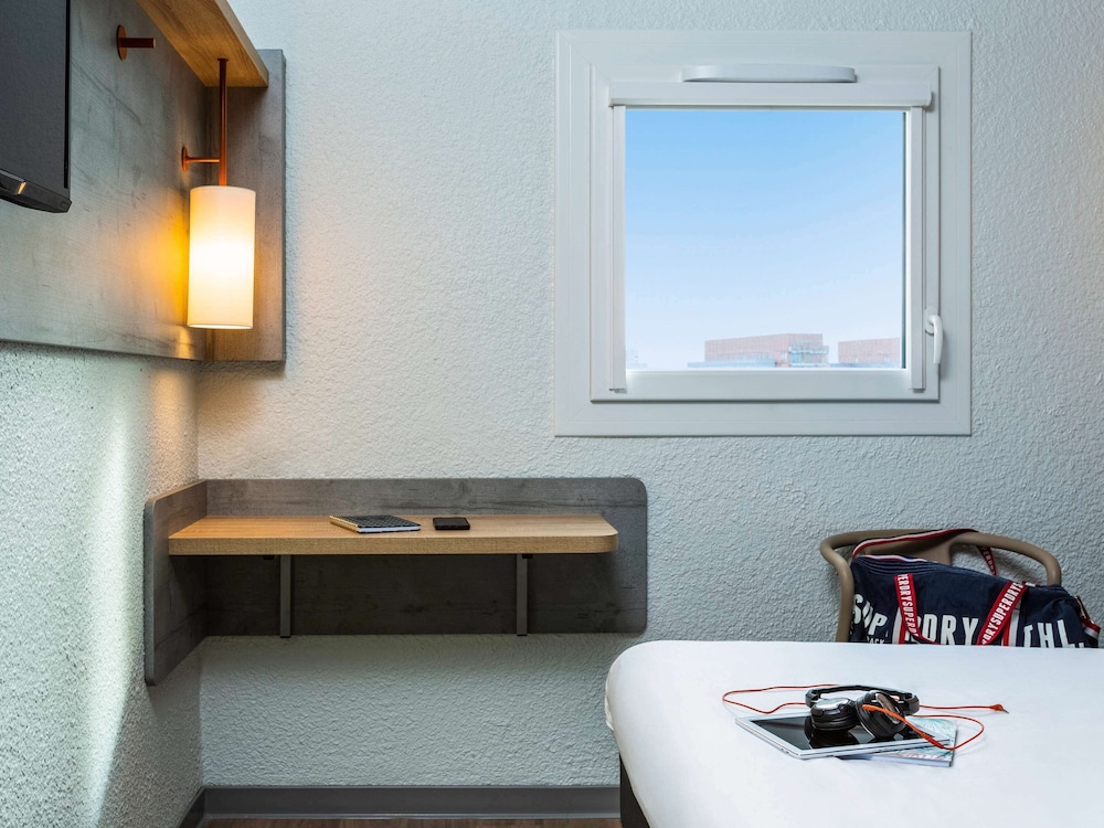 ibis budget Paris Porte d Italie Est 23/65