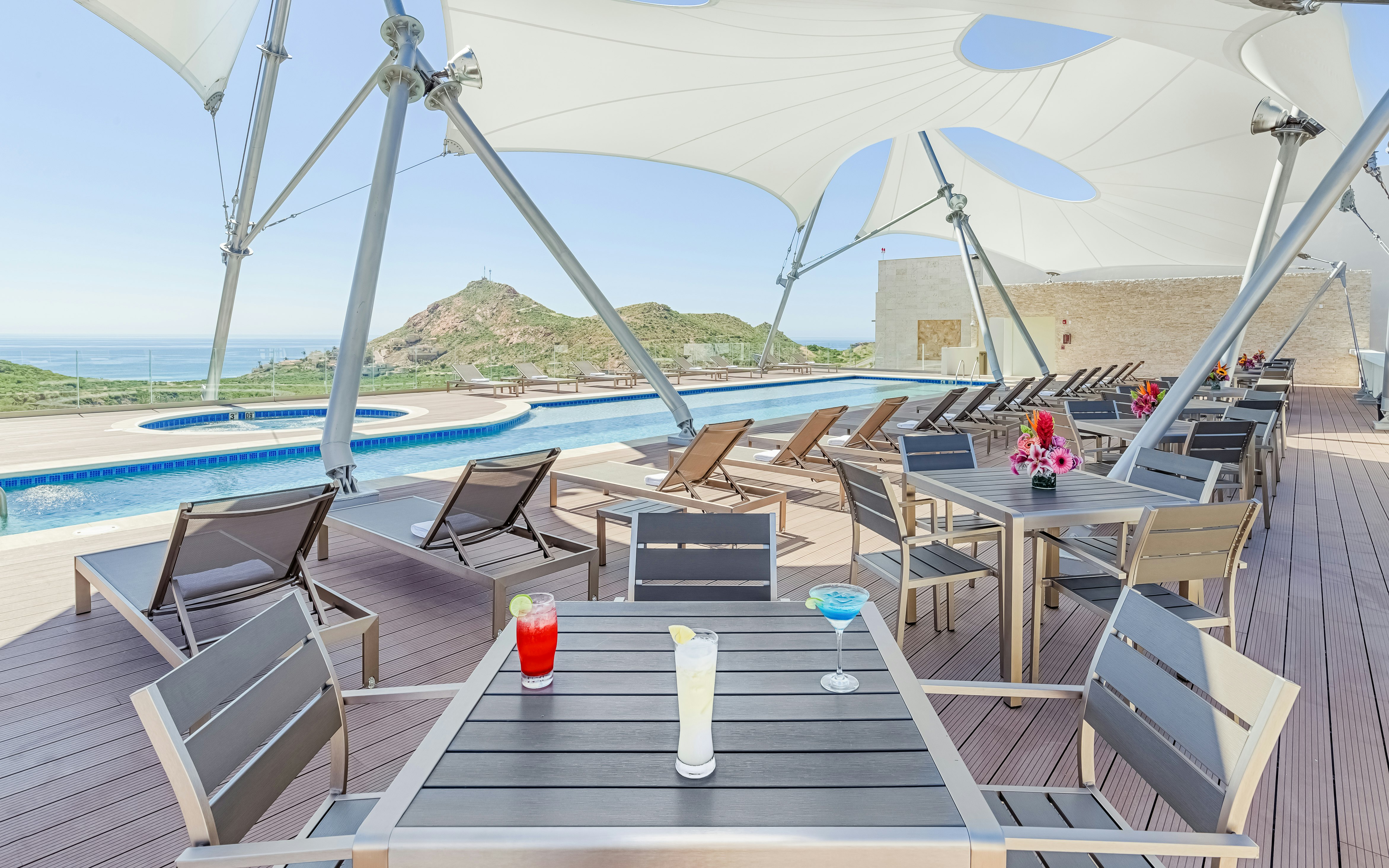 Hampton Inn and Suites by Hilton Los Cabos 49/55