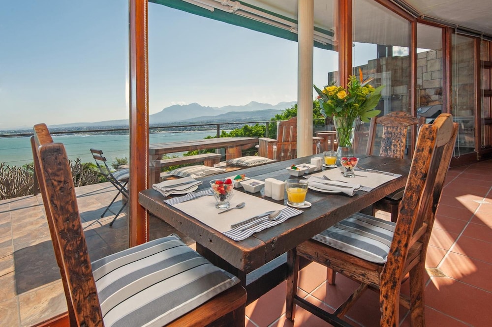18 On Kloof Bed And Breakfast 10/20