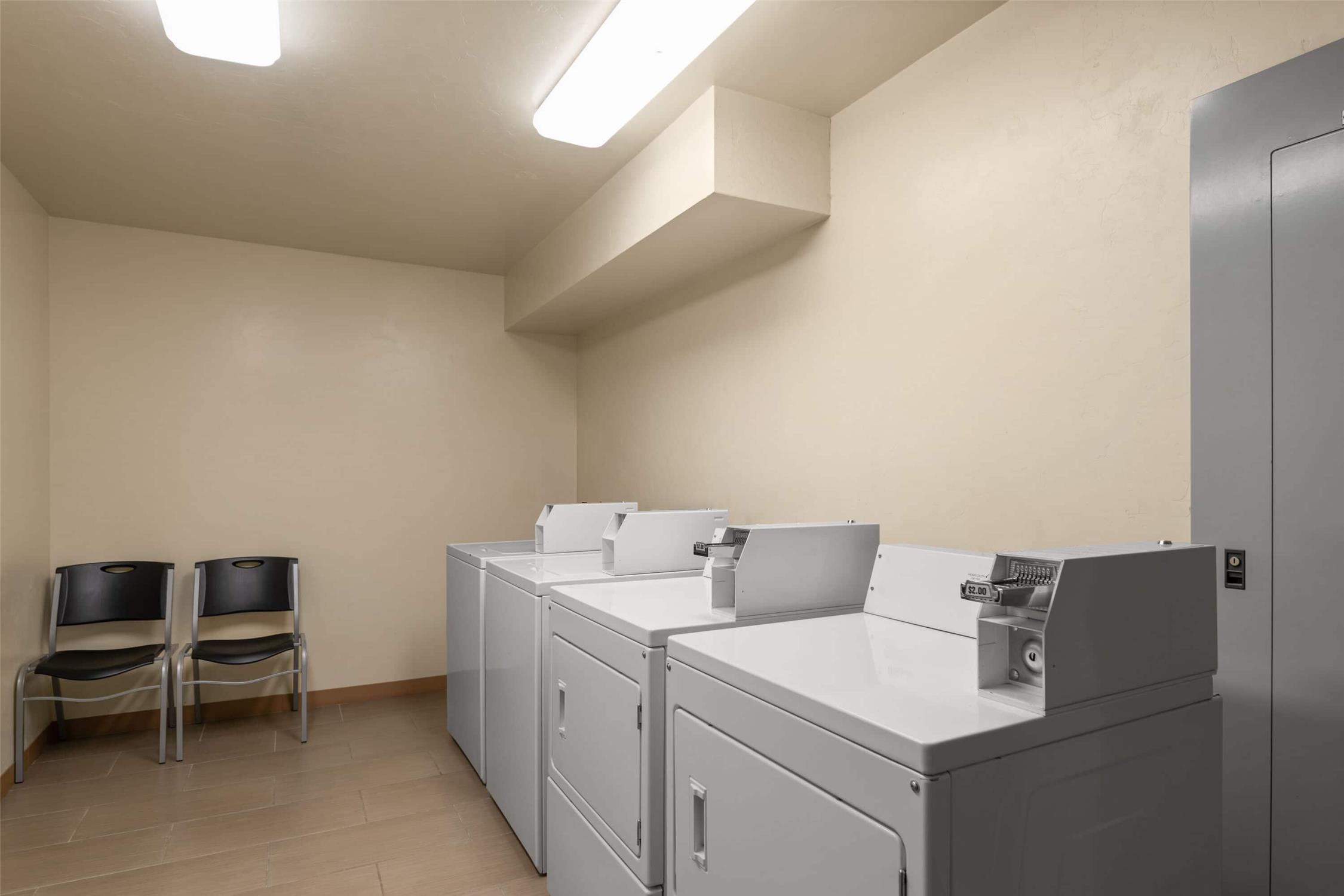 Days Inn by Wyndham Chino Valley 6/32