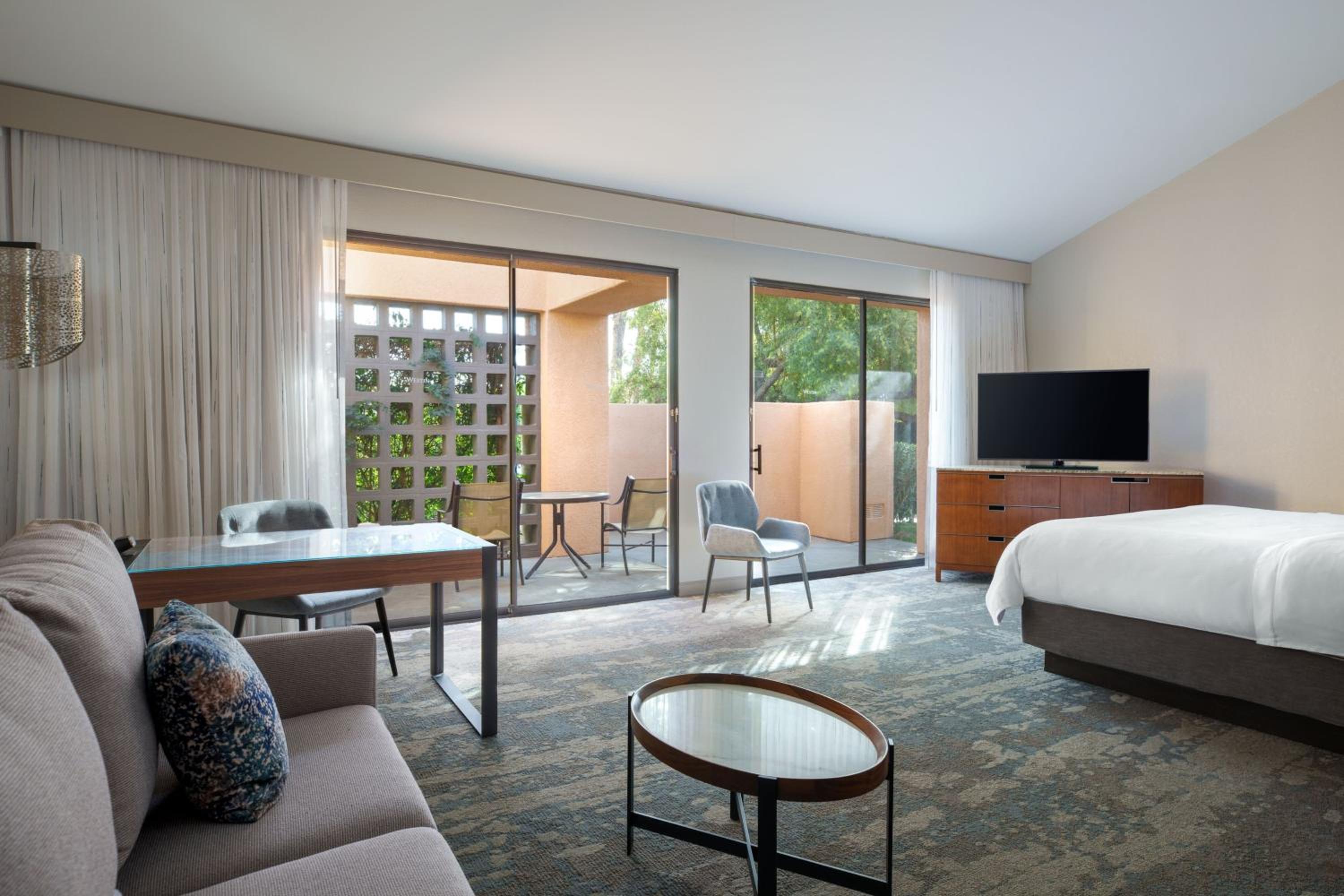 Guest Room, Studio, Suite, King Bed, Partial View, Large
