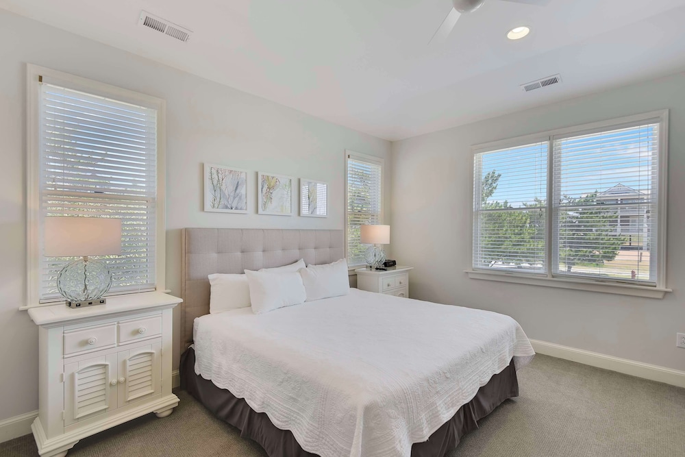 3 Bedrooms, Harris, Residence, Twin Beds, 2 King Beds, Sofa